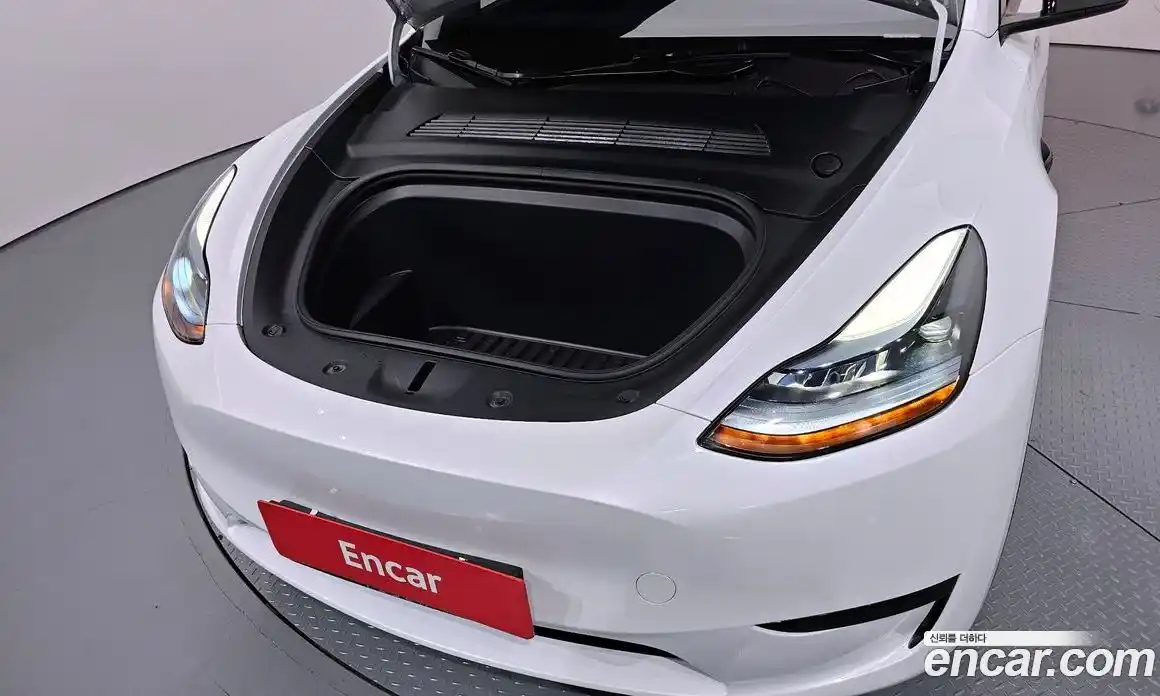 Tesla Model Y 2023 0.2 гидро, фото 6