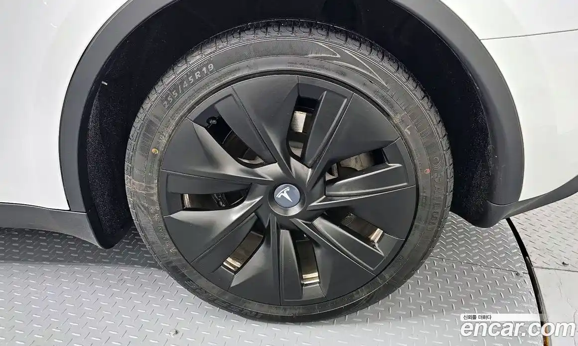 Tesla Model Y 2023 0.2 гидро, фото 7