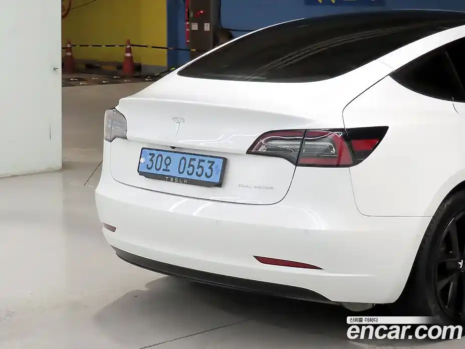 Tesla Model 3 2021 0.1 гидро, фото 17
