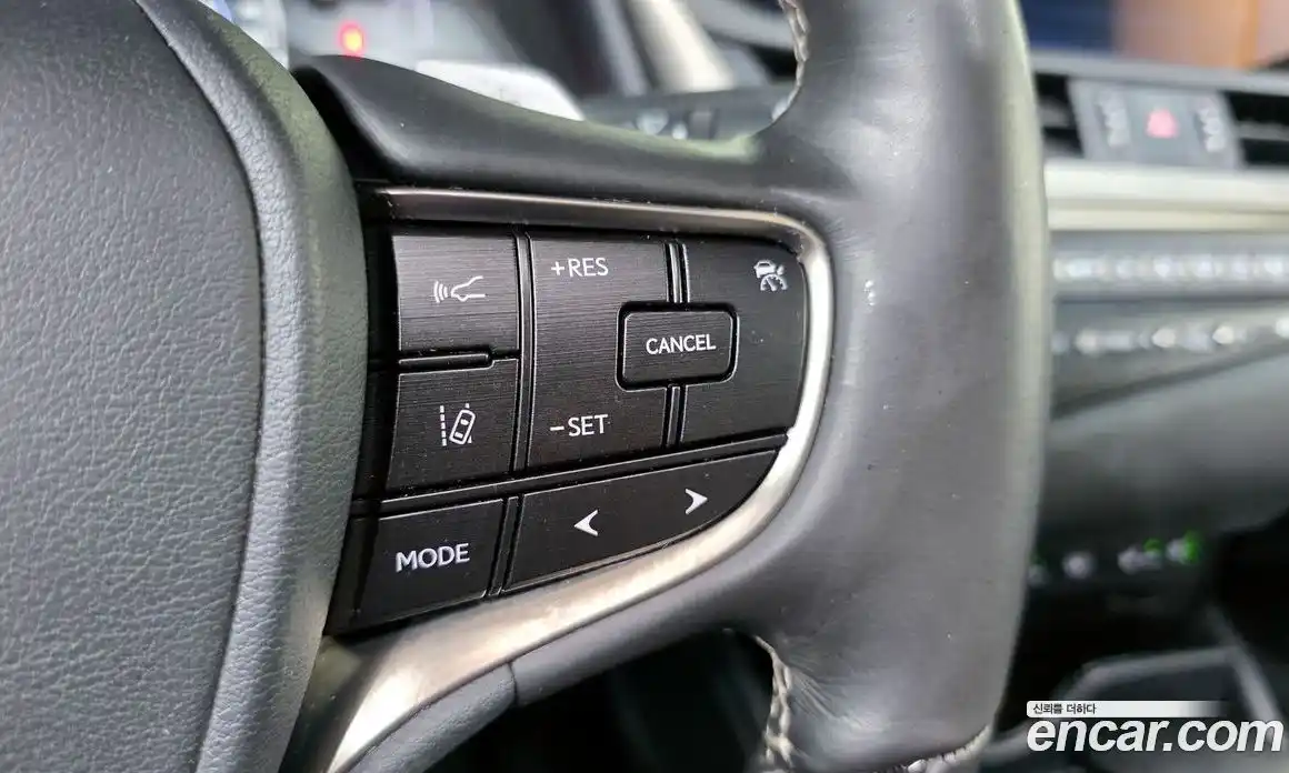 Lexus ES 2018 2.5 гидро, фото 24