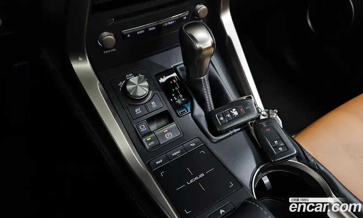 Lexus NX 2018 2.5 гидро, фото 9