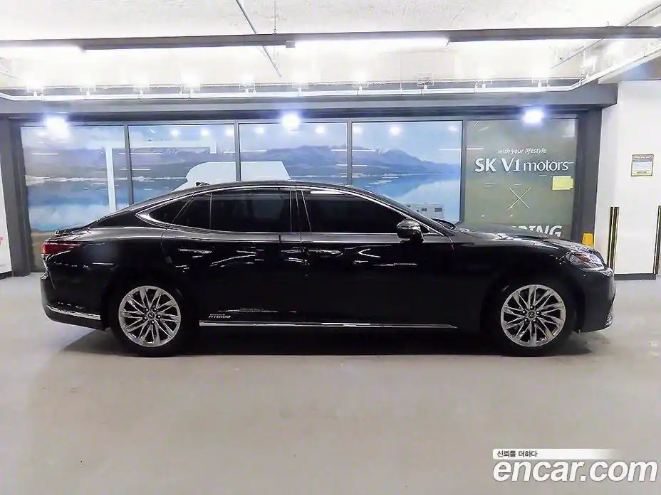 Lexus LS 2018 3.5 гидро, фото 2