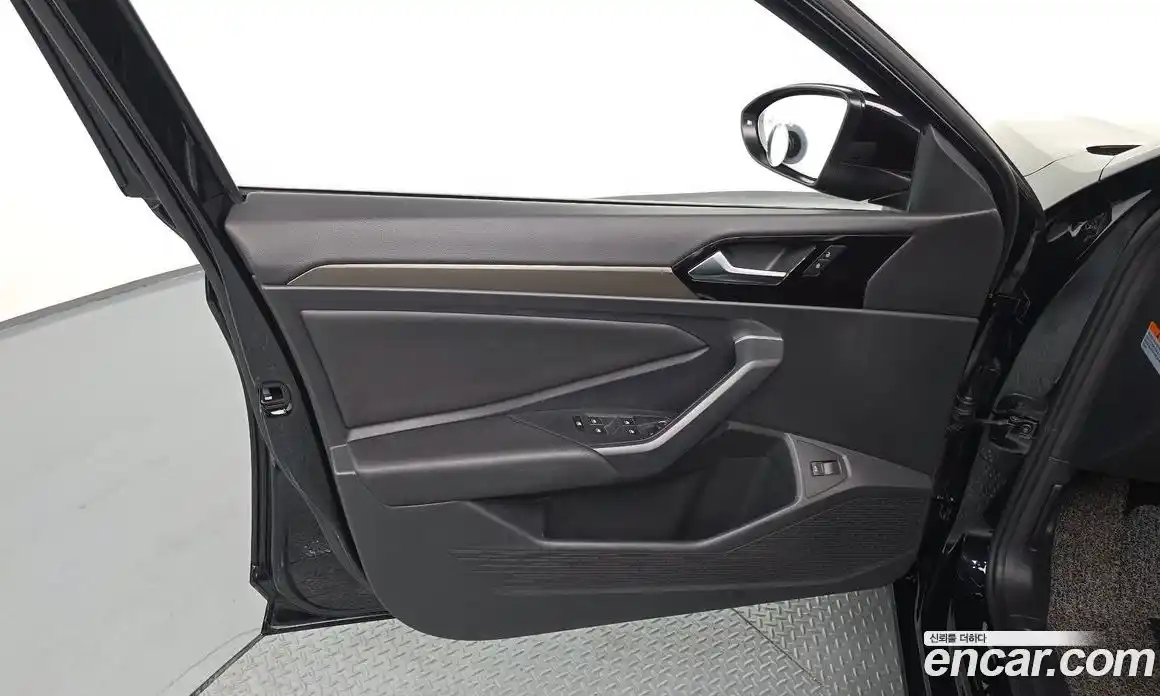 Volkswagen Jetta 2021 1.4 автомат (гидро), фото 14