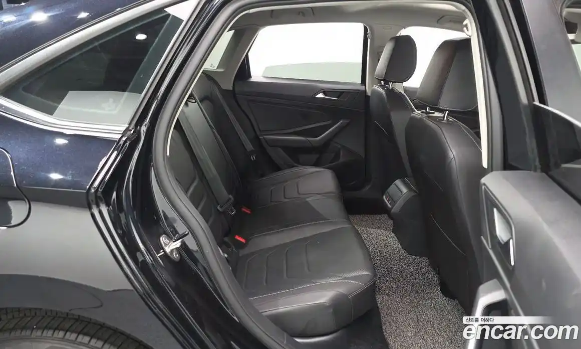 Volkswagen Jetta 2021 1.4 автомат (гидро), фото 18