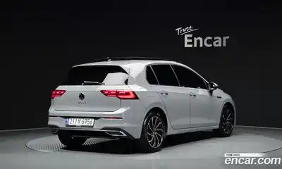 Volkswagen Golf 2024 2.0 автомат (гидро), миниатюра 2