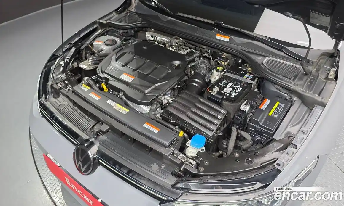 Volkswagen Golf 2024 2.0 автомат (гидро), фото 6