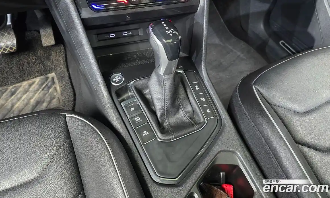 Volkswagen Tiguan 2021 2.0 автомат (гидро), фото 12