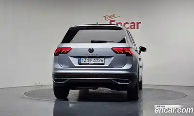 Volkswagen Tiguan 2021 2.0 автомат (гидро), миниатюра 4