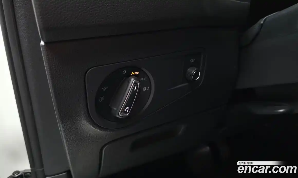 Volkswagen Tiguan 2022 2.0 автомат (гидро), фото 33