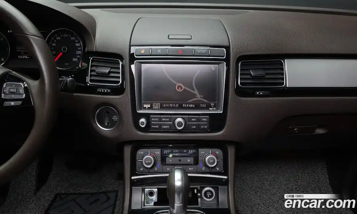 Volkswagen Touareg 2015 3.0 автомат (гидро), фото 14