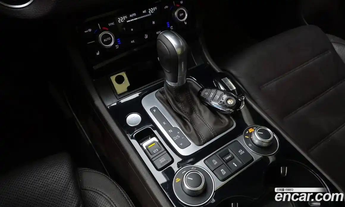 Volkswagen Touareg 2015 3.0 автомат (гидро), фото 9