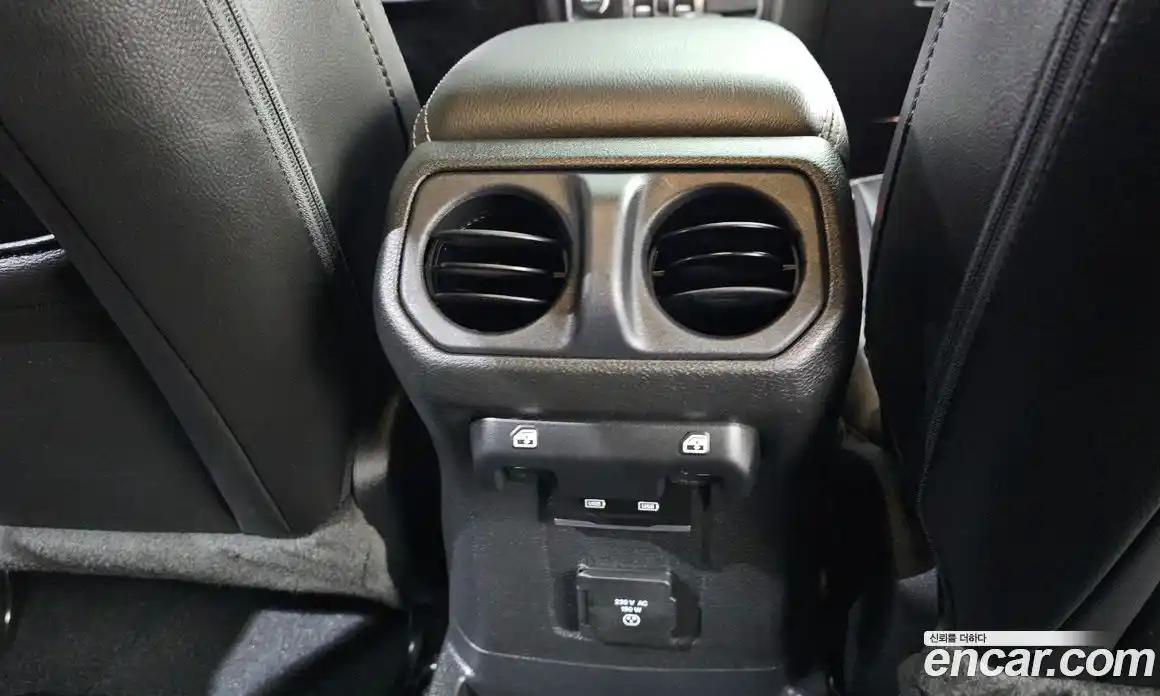 Jeep Wrangler 2023 2.0 автомат (гидро), фото 27