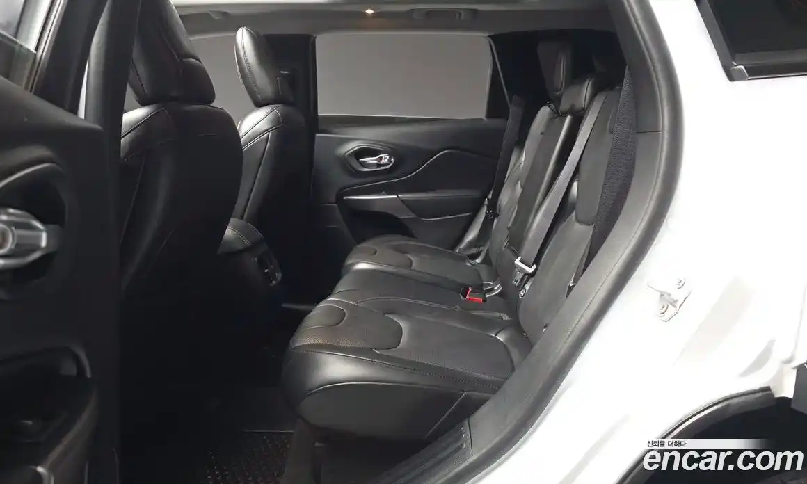 Jeep Cherokee 2020 2.4 автомат (гидро), фото 16