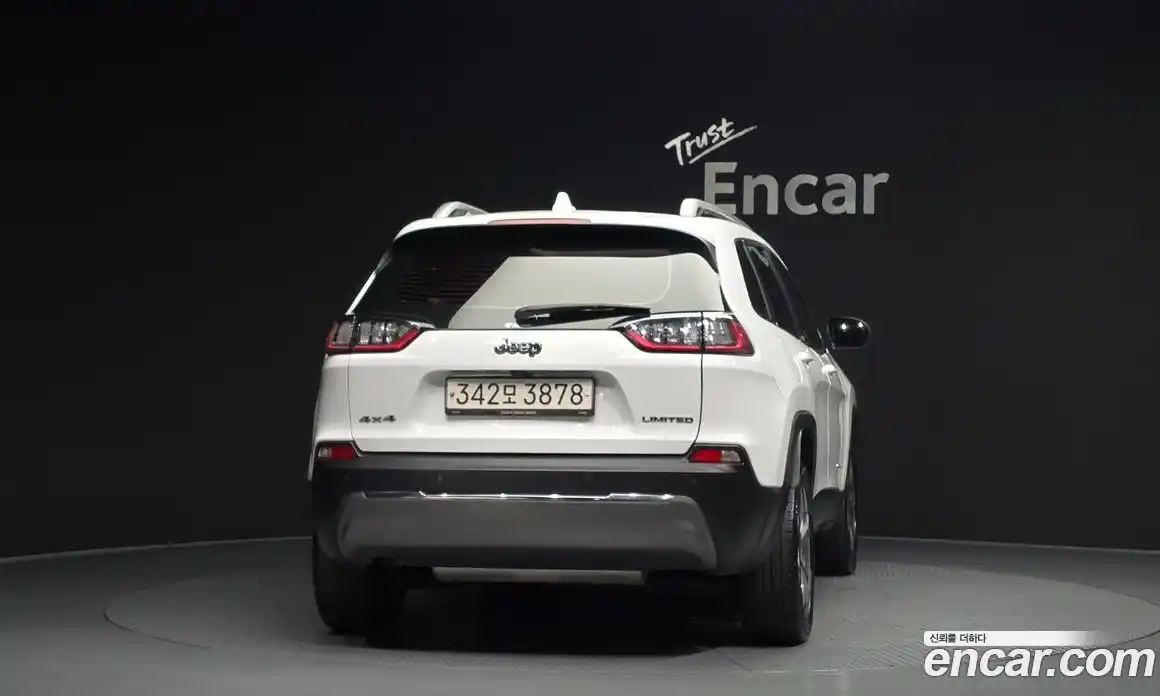 Jeep Cherokee 2020 2.4 автомат (гидро), фото 4