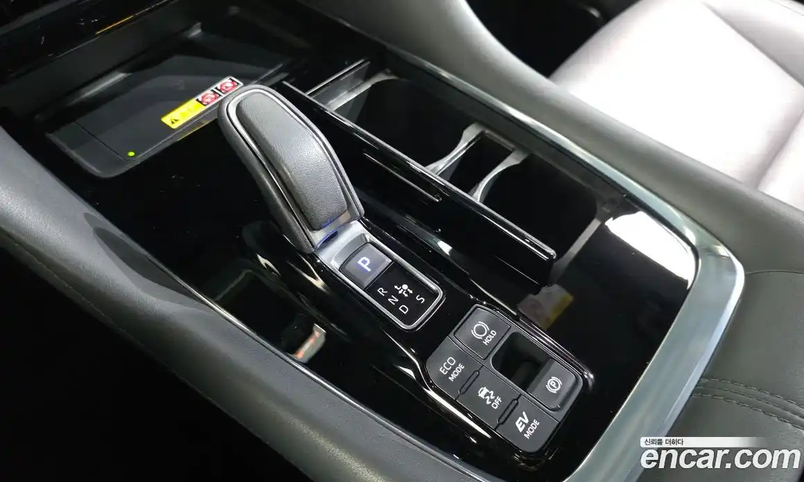 Toyota Alphard 2025 2.5 гидро, фото 12
