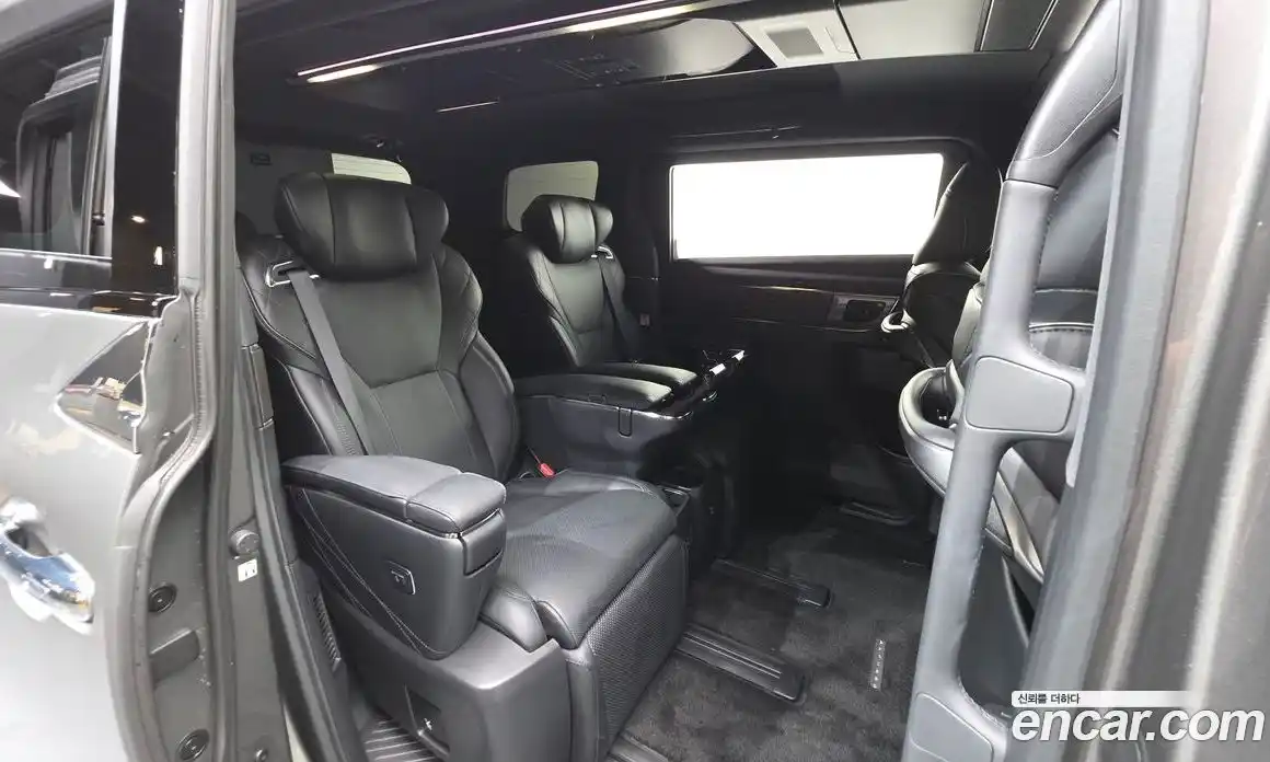 Toyota Alphard 2025 2.5 гидро, фото 18