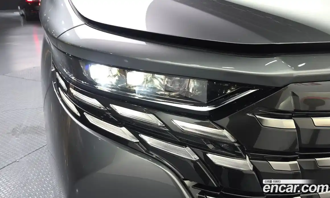 Toyota Alphard 2025 2.5 гидро, фото 8