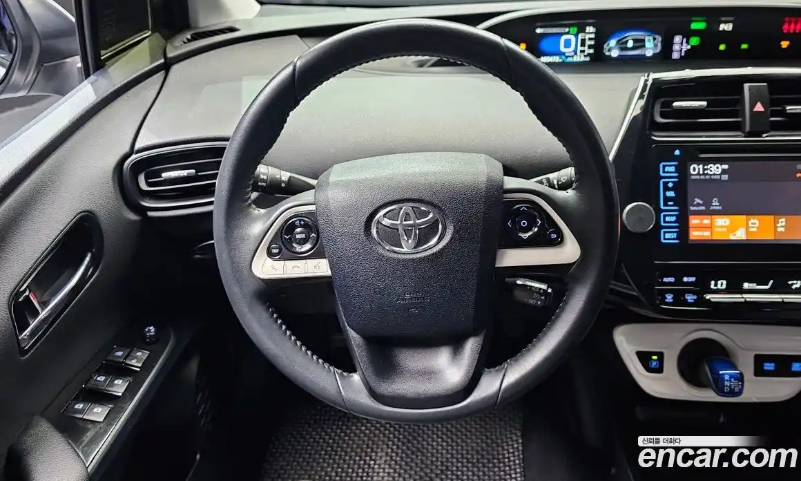 Toyota Prius 2017 1.8 гидро, фото 13