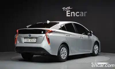 Toyota Prius 2017 1.8 гидро, миниатюра 2