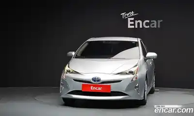 Toyota Prius 2017 1.8 гидро, миниатюра 3