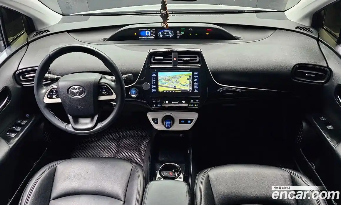 Toyota Prius 2017 1.8 гидро, фото 7