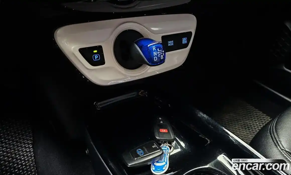 Toyota Prius 2017 1.8 гидро, фото 9