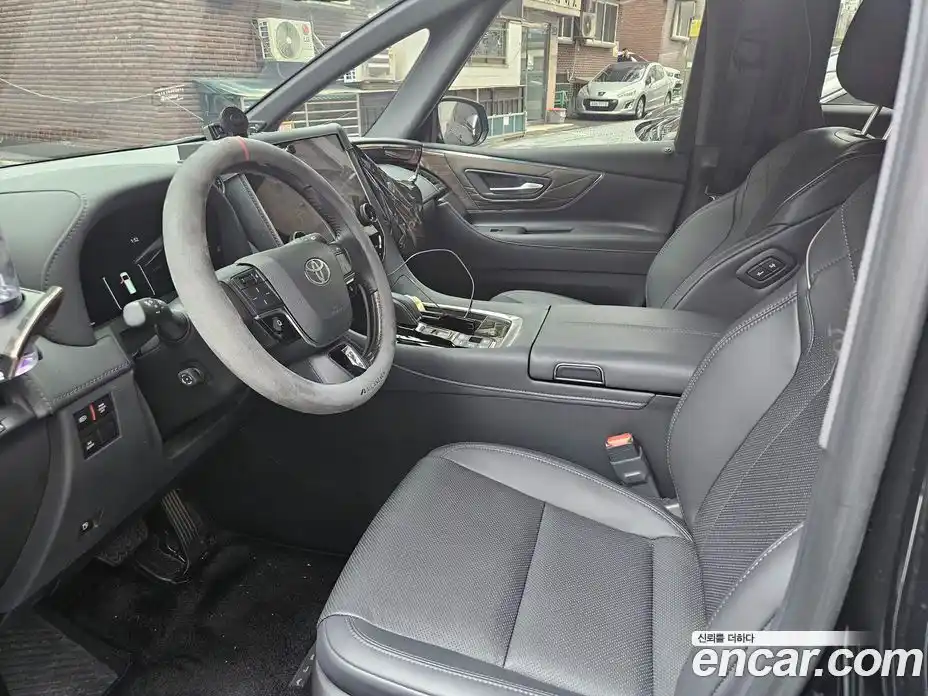 Toyota Alphard 2024 2.5 гидро, фото 6