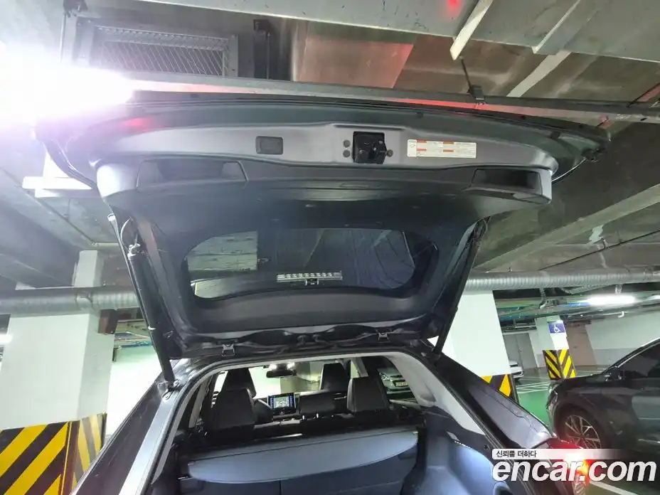 Toyota RAV4 2021 2.5 вариатор, фото 4