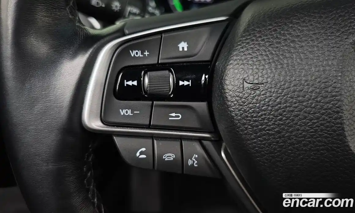 Honda Accord 2021 2.0 автомат (гидро), фото 27