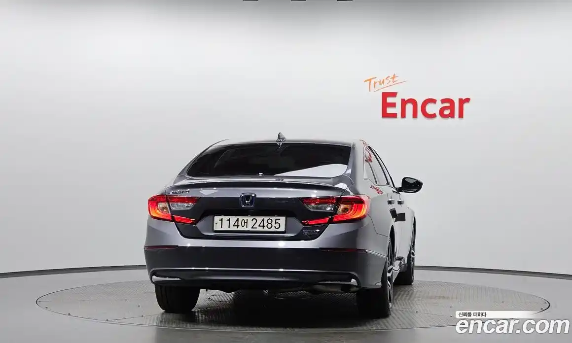Honda Accord 2021 2.0 автомат (гидро), фото 3