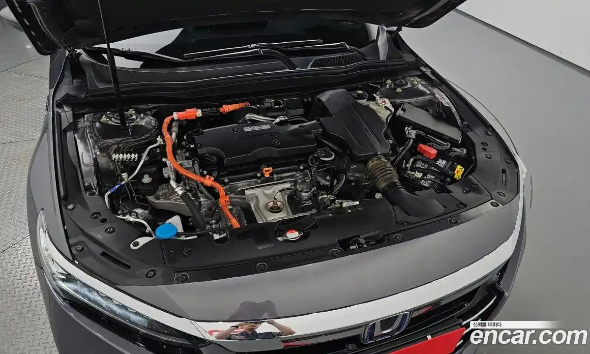 Honda Accord 2021 2.0 автомат (гидро), фото 5