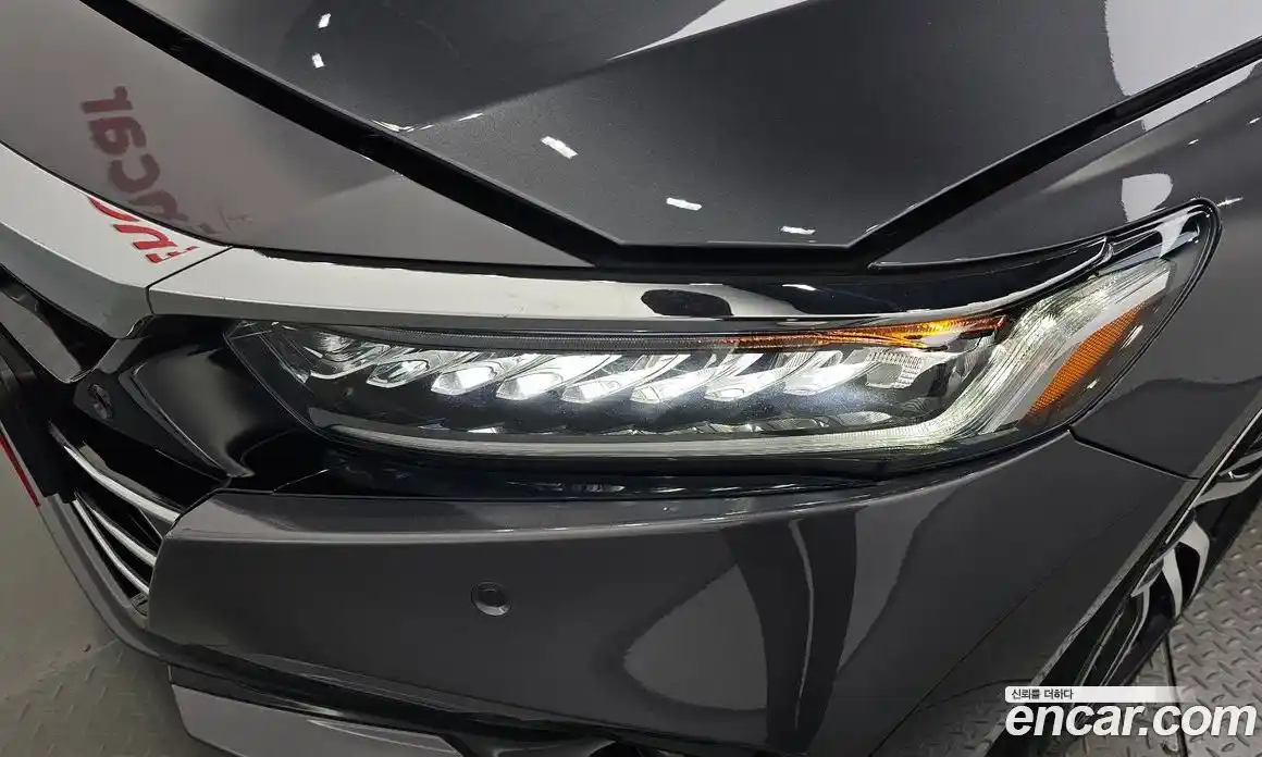 Honda Accord 2021 2.0 автомат (гидро), фото 7