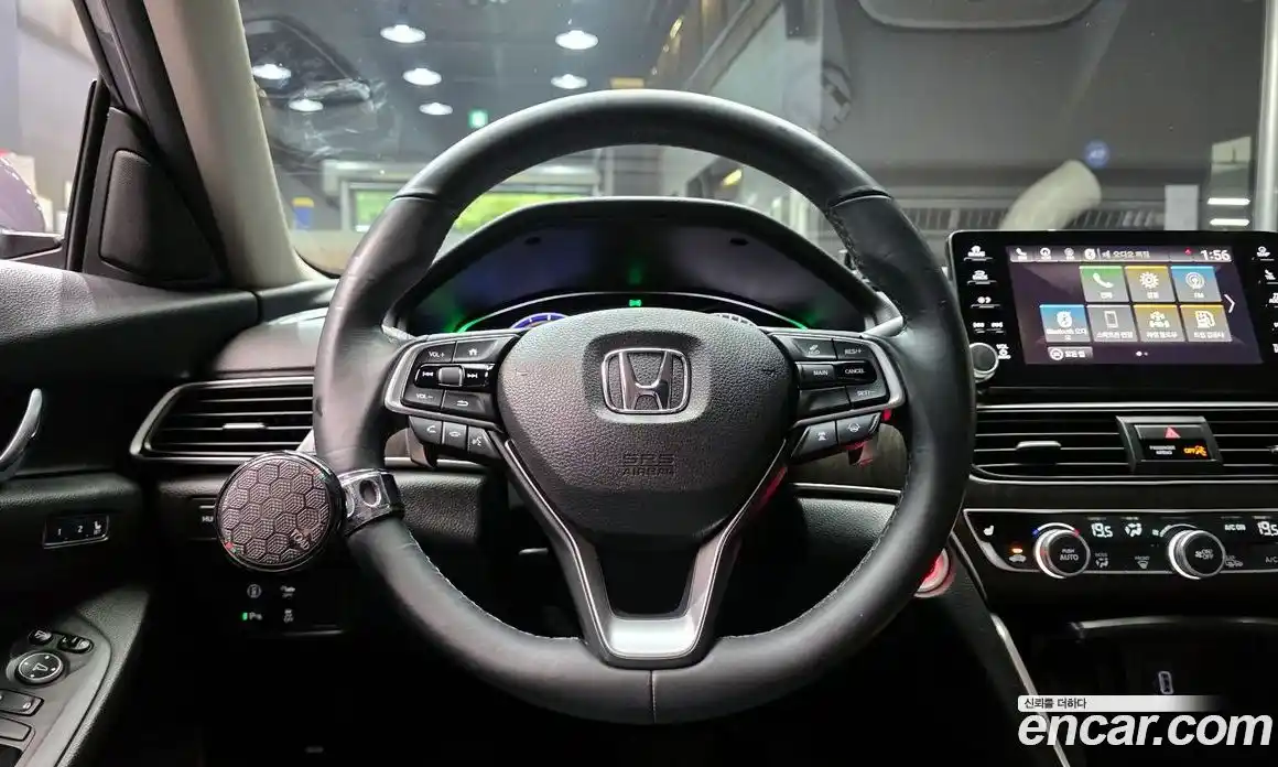 Honda Accord 2019 2.0 автомат (гидро), фото 13