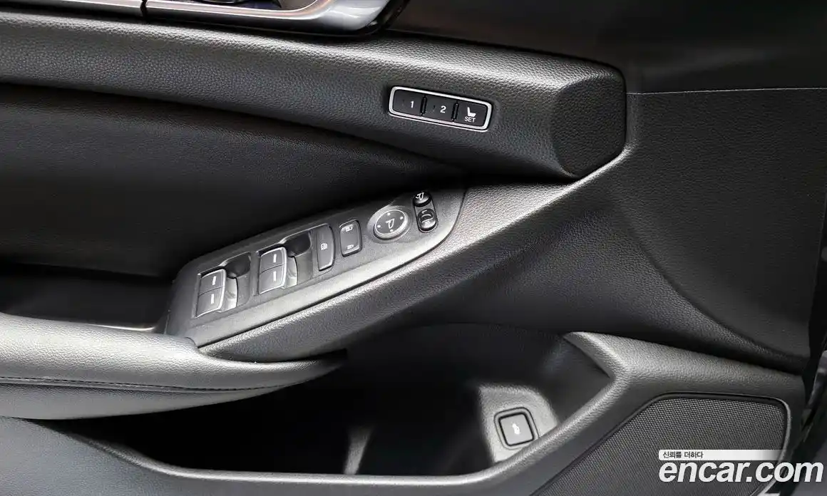 Honda Accord 2019 2.0 автомат (гидро), фото 19