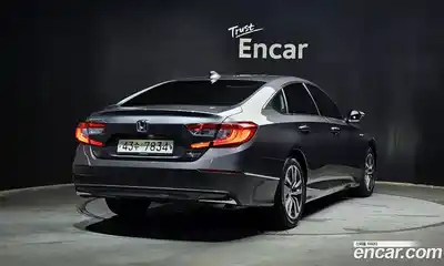 Honda Accord 2019 2.0 автомат (гидро), миниатюра 2