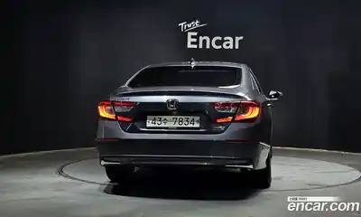 Honda Accord 2019 2.0 автомат (гидро), миниатюра 4