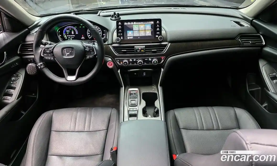Honda Accord 2019 2.0 автомат (гидро), фото 7