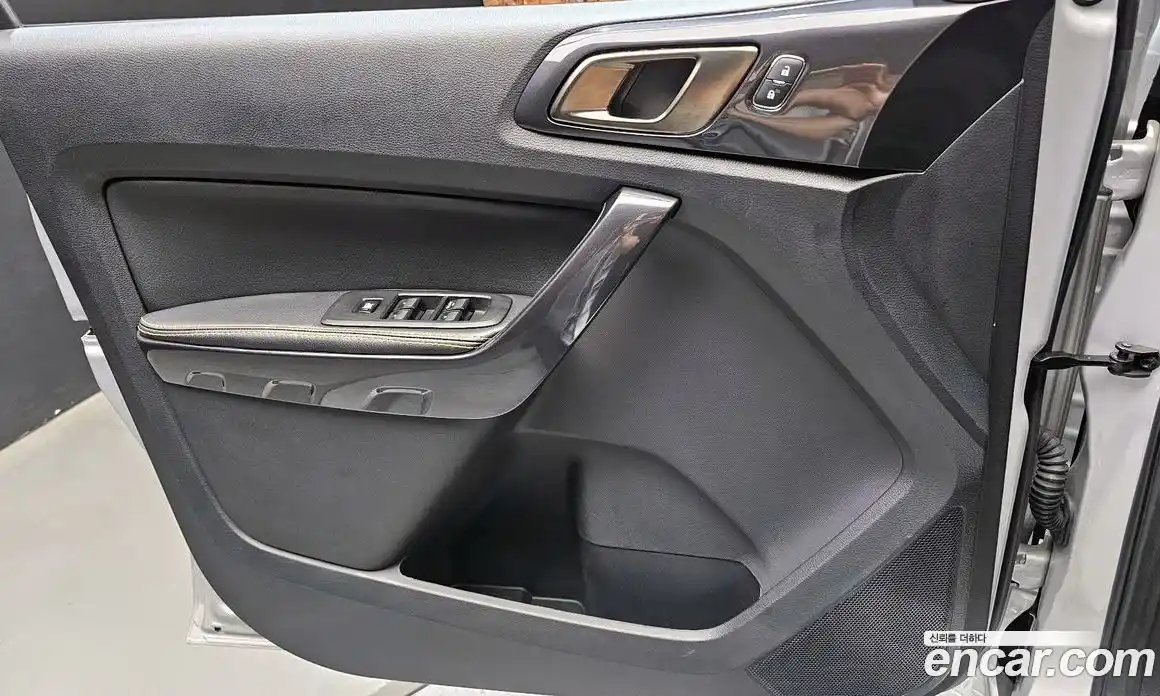 Ford Ranger 2021 2.0 автомат (гидро), фото 14