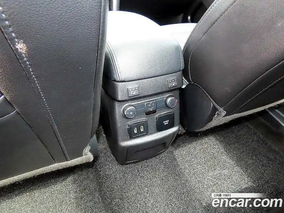 Ford Explorer 2017 2.3 автомат (гидро), фото 15