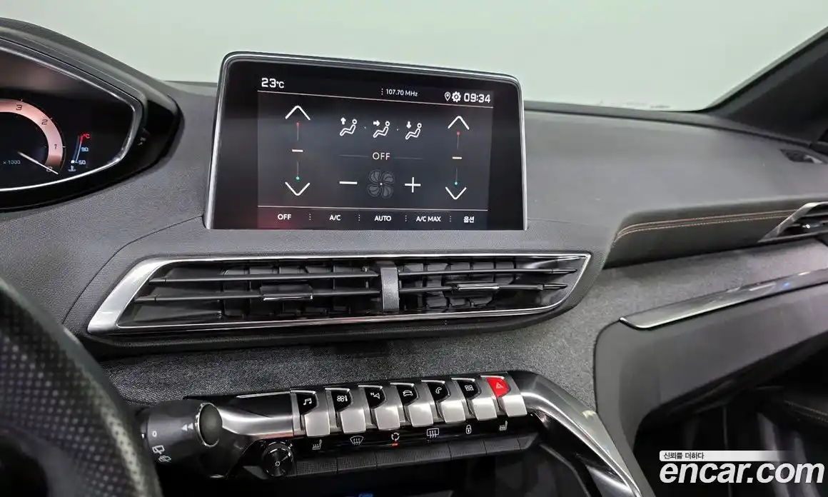 Peugeot 3008 2020 1.5 автомат (гидро), фото 20