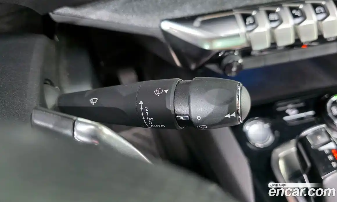 Peugeot 3008 2020 1.5 автомат (гидро), фото 27