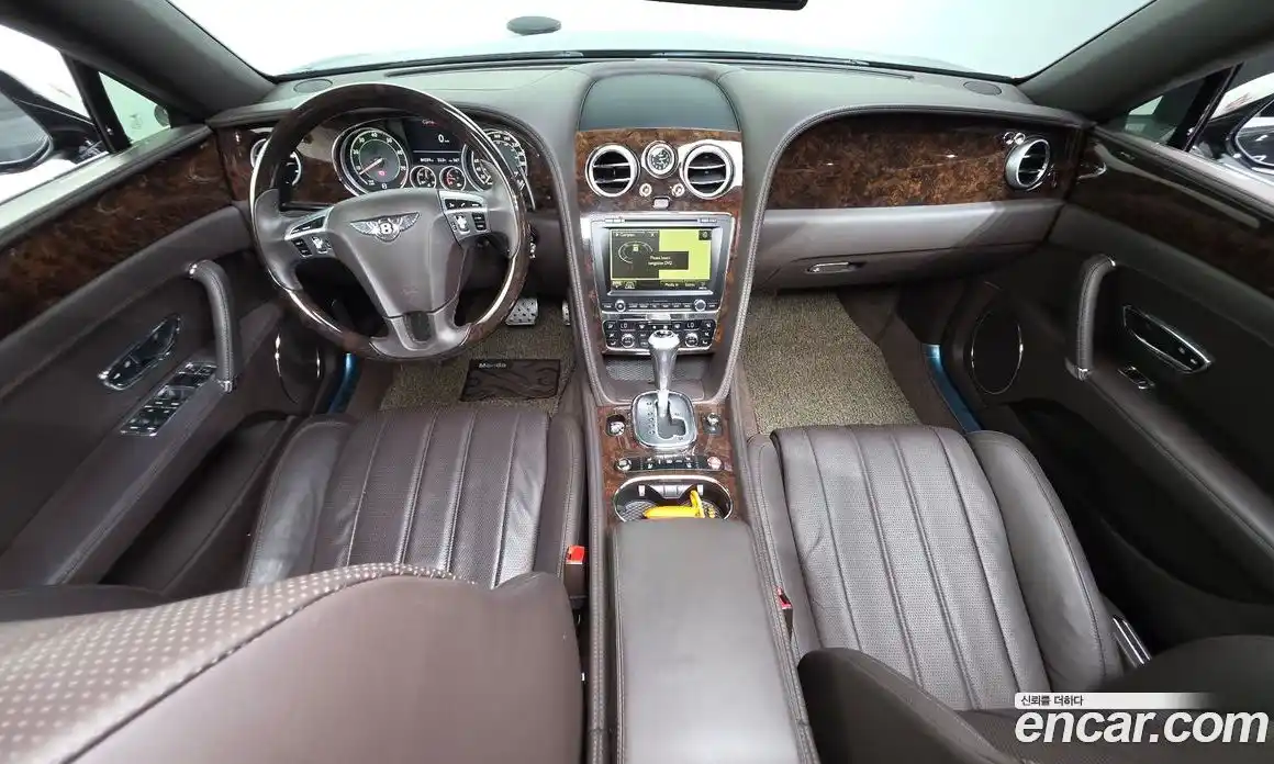 Bentley Flying Spur 2015 4.0 гидро, фото 7