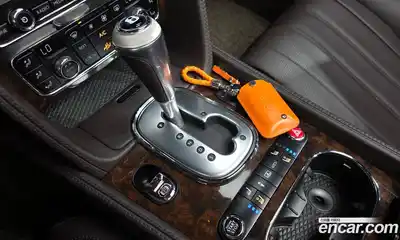 Bentley Flying Spur 2015 4.0 гидро, миниатюра 9