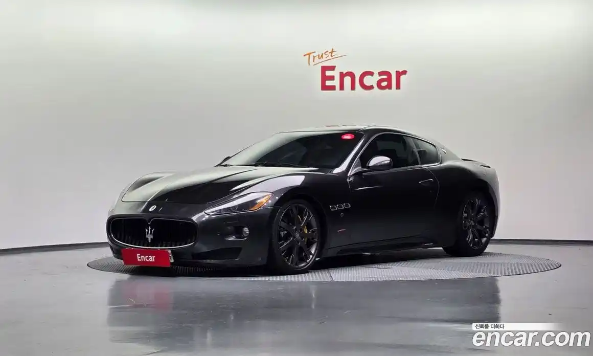 Maserati GranTurismo 2009 4.7 гидро, фото 1