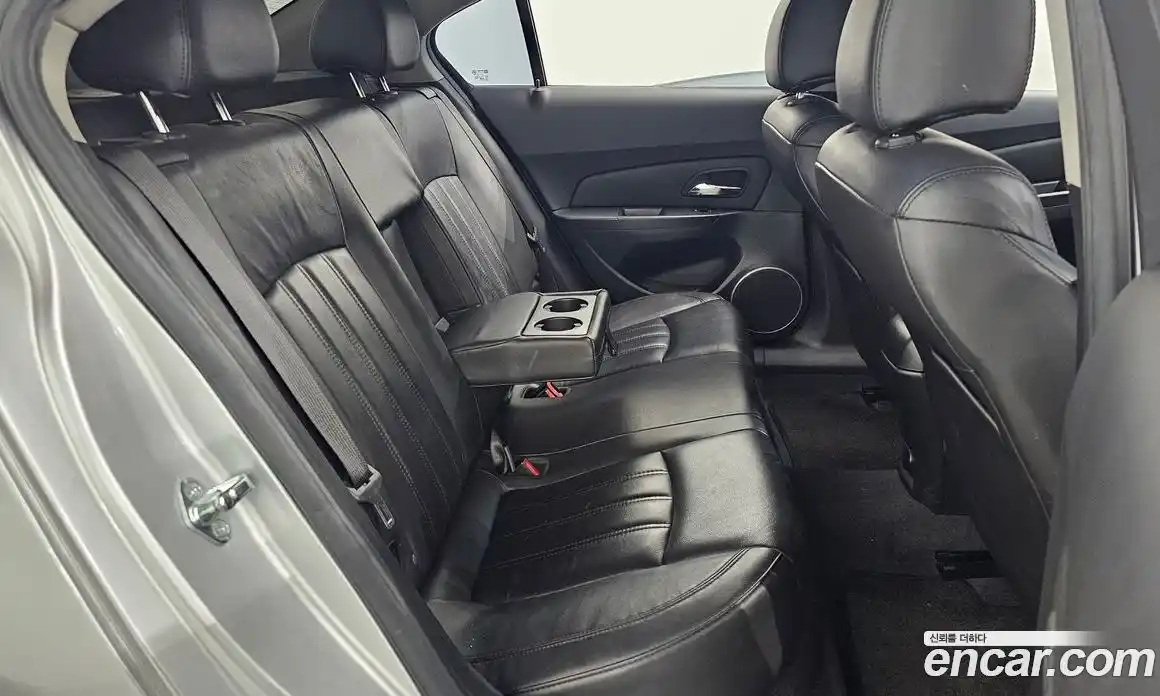 Chevrolet Cruze 2011 1.8 автомат (гидро), фото 12