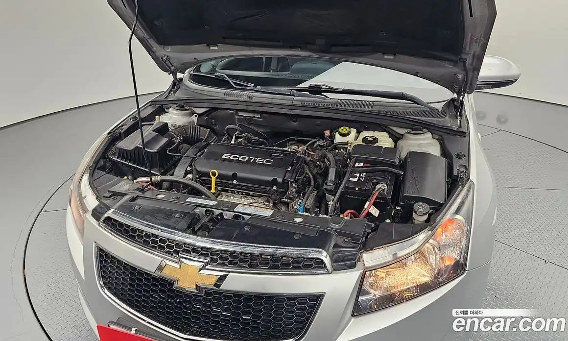 Chevrolet Cruze 2011 1.8 автомат (гидро), фото 6