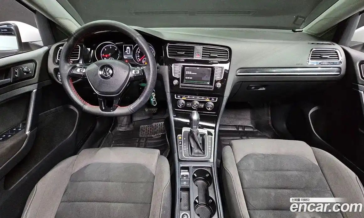 Volkswagen Golf 2015 2.0 автомат (гидро), фото 7