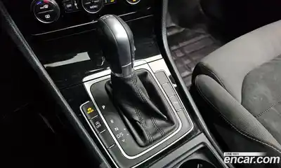 Volkswagen Golf 2015 2.0 автомат (гидро), миниатюра 9