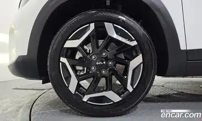 Kia Seltos 2024 1.6 автомат (гидро), миниатюра 5