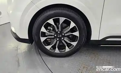 Kia Carnival 2020 2.2 автомат (гидро), миниатюра 5